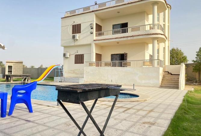 8061521 - Property Image 3