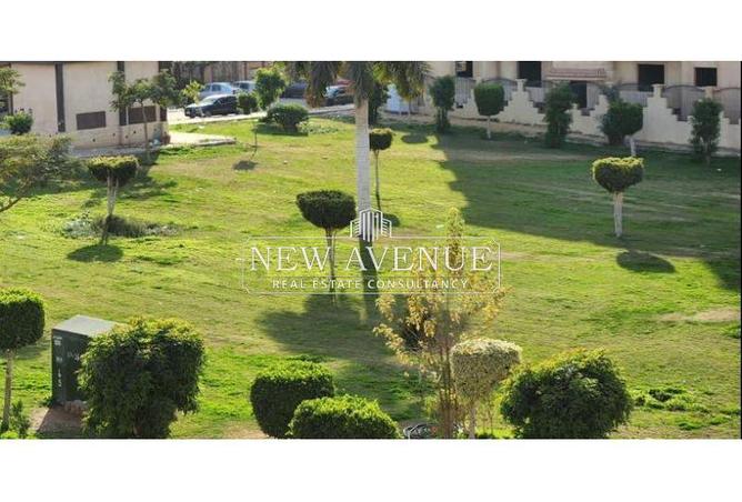 Apartment - 2 Bedrooms - 2 Bathrooms for sale in Talaat Harb Axis - Al Narges - New Cairo City - Cairo