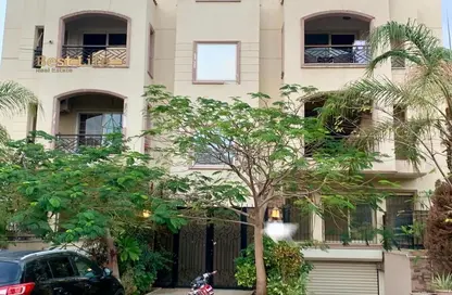 شقة - 4 غرف نوم - 3 حمامات للبيع في شارع دكتور محمد يوسف - البنفسج 7 - البنفسج - مدينة القاهرة الجديدة - القاهرة