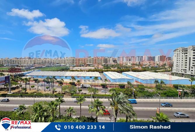 8215570 - Property Main Image