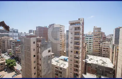 Apartment - 3 Bedrooms - 2 Bathrooms for sale in Khaled Ibn Alwaleed St. - Sidi Beshr - Hay Awal El Montazah - Alexandria