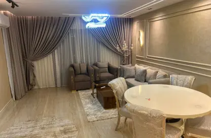 Apartment - 2 Bedrooms - 1 Bathroom for rent in El Rehab Extension - Al Rehab - New Cairo City - Cairo