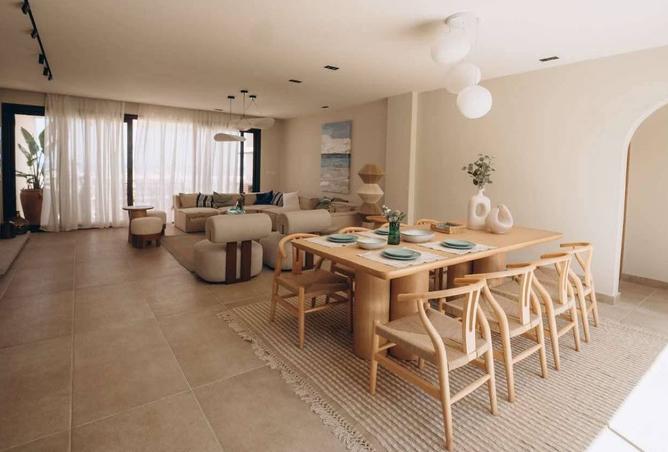 8053839 - Property Image 2