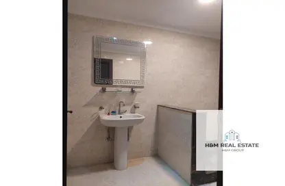 شقة - 3 غرف نوم - 2 حمامات للبيع في شارع ابو الفدا - الزمالك - القاهرة
