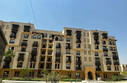 Apartment - 2 Bedrooms - 2 Bathrooms for sale in Magra Al Oyoun St. - Ain El Sera - Hay Masr El Kadima - Cairo