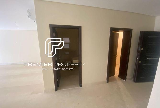 8195007 - Property Image 3