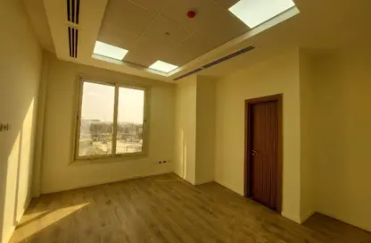 Full Floor - Studio - 7+ Bathrooms for rent in The 5th Settlement - New Cairo City - Cairo