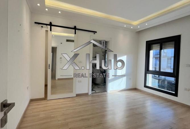 8432450 - Property Image 3