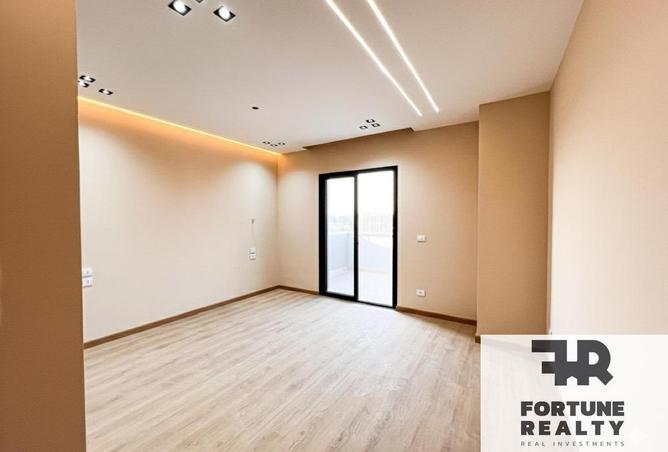 8338830 - Property Image 3