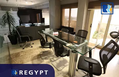 Office Space - Studio - 3 Bathrooms for rent in Cornish El Nile St. - Maadi - Hay El Maadi - Cairo