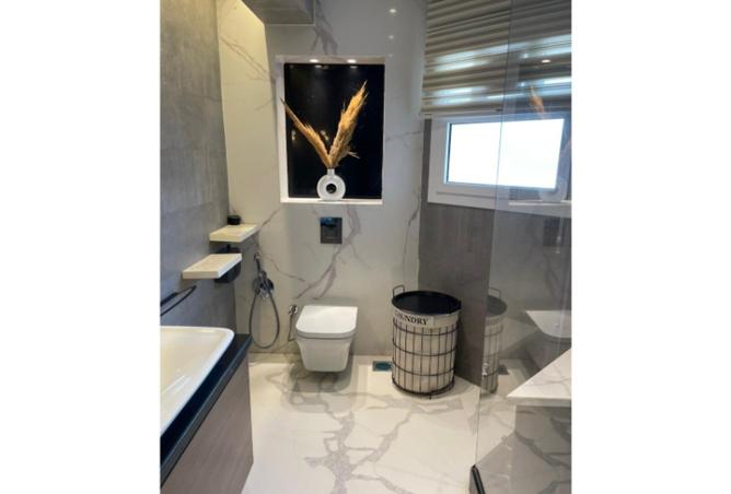 8040358 - Property Image 2