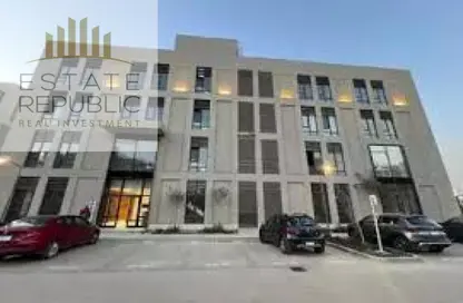 Office Space - Studio - 4 Bathrooms for sale in District 5 - 5th Settlement Compounds - The 5th Settlement - New Cairo City - Cairo Office Space - Studio - 4 Bathrooms for sale in District 5 - 5th Settlement Compounds - The 5th Settlement - New Cairo City - Cairo