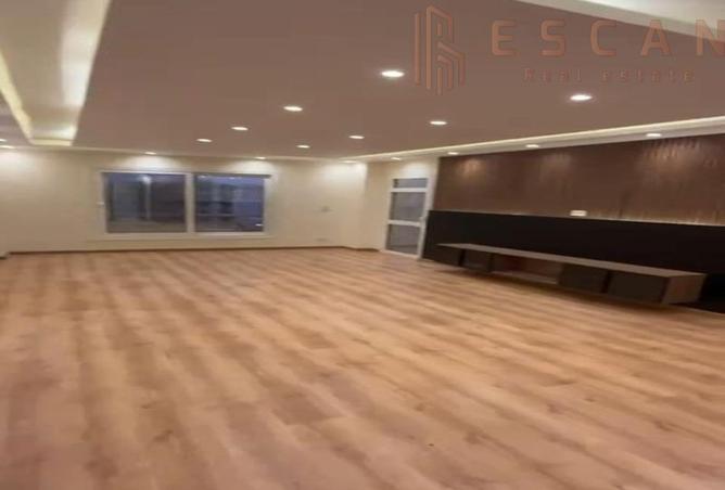 8439796 - Property Image 3