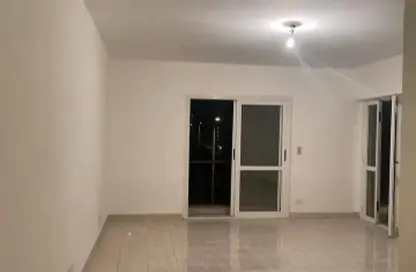 Apartment - 2 Bedrooms - 1 Bathroom for rent in El Rehab Extension - Al Rehab - New Cairo City - Cairo