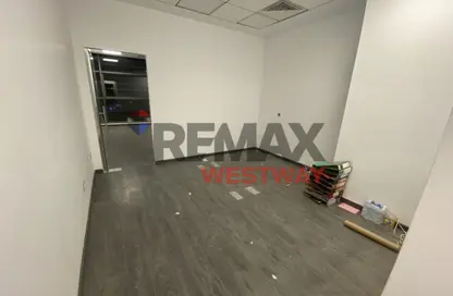 مساحات مكتبية - استوديو - 1 حمام للايجار في اركان بلازا - محور 26 يوليو - الشيخ زايد - الجيزة