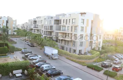 شقة - 2 غرف نوم - 2 حمامات للايجار في ايستاون - كمبوندات التجمع الخامس - التجمع الخامس - مدينة القاهرة الجديدة - القاهرة