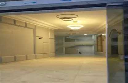 Shop - Studio - 1 Bathroom for rent in Garden City - Cairo