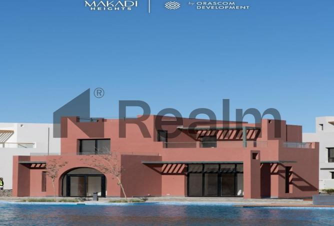 8040898 - Property Image 2