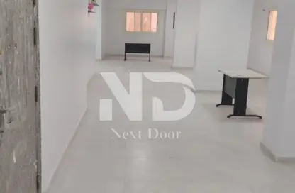 مساحات مكتبية - استوديو - 2 حمامات للايجار في شارع هلال بن امية - ميدان الحجاز - النزهة - القاهرة