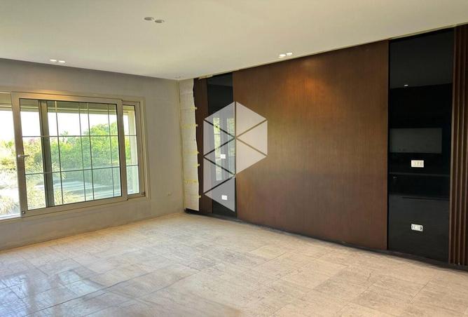 8245540 - Property Image 3