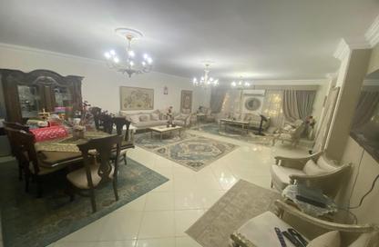 Apartment - 3 Bedrooms - 2 Bathrooms for sale in Gate 1 - Khofo - Hadayek El Ahram - Giza