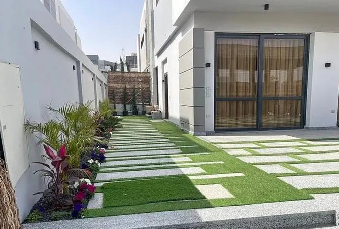 8412052 - Property Image 2