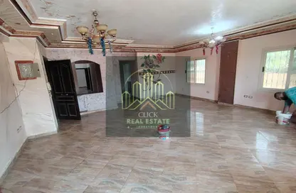 Apartment - 3 Bedrooms - 2 Bathrooms for rent in 11th District - Sheikh Zayed City - Giza