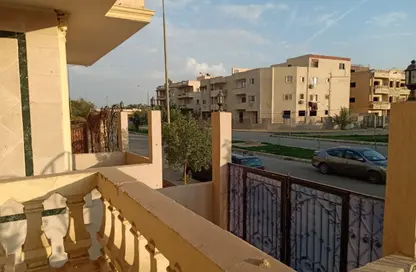 دوبلكس - 4 غرف نوم - 3 حمامات للبيع في الحي الرابع - مدينة العبور - القليوبية
