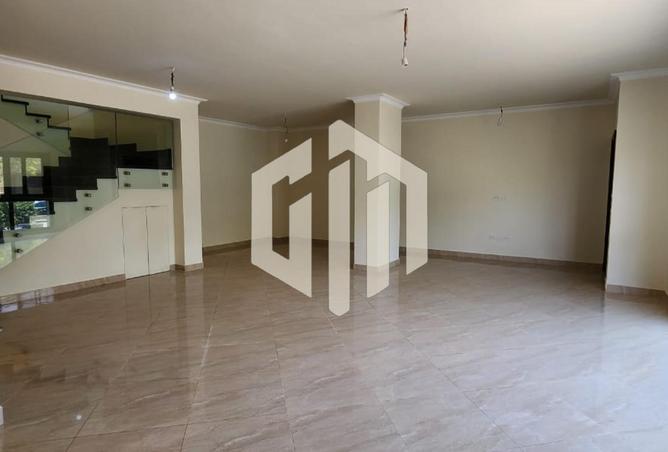 8063393 - Property Image 2