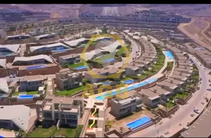 فيلا - 5 غرف نوم - 4 حمامات للبيع في المونت جلاله - العين السخنة - السويس