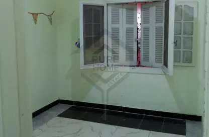 شقة - 2 غرف نوم - 1 حمام للبيع في شارع محرم بك - محرم بك - حي وسط - الاسكندرية