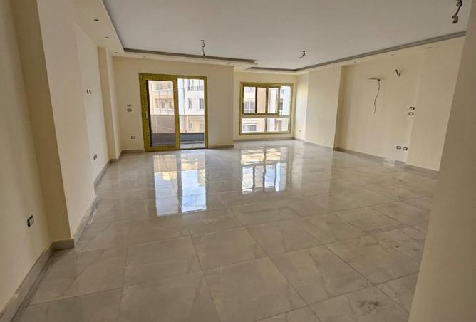 8336108 - Property Image 2