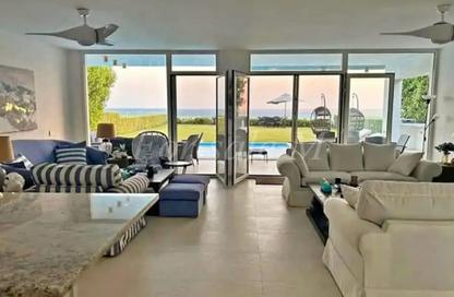 Chalet - 3 Bedrooms - 3 Bathrooms for sale in Jefaira - Ras Al Hekma - North Coast