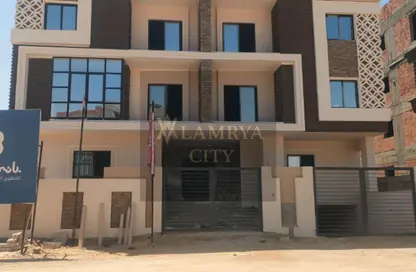 Apartment - 3 Bedrooms - 2 Bathrooms for sale in Bait Alwatan - The 5th Settlement - New Cairo City - Cairo