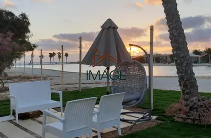 كبينه - غرفة نوم - 1 حمام للبيع في هاسييندا باي - سيدي عبد الرحمن - الساحل الشمالي