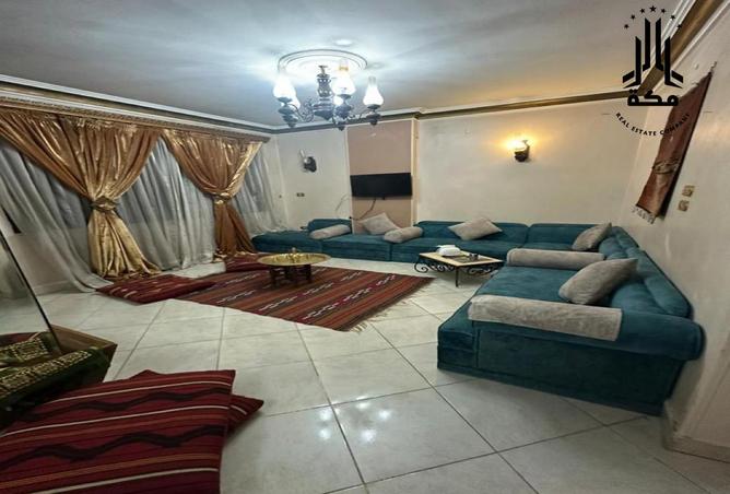 8242570 - Property Image 2