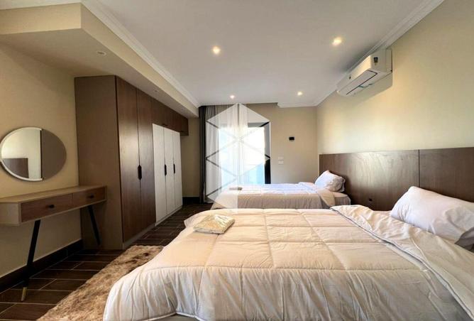 8266295 - Property Image 2