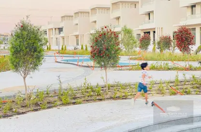 تاون هاوس - 4 غرف نوم - 3 حمامات للبيع في ليك ويست - كمبوندات الشيخ زايد - الشيخ زايد - الجيزة
