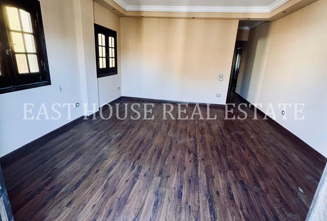 8126479 - Property Image 2