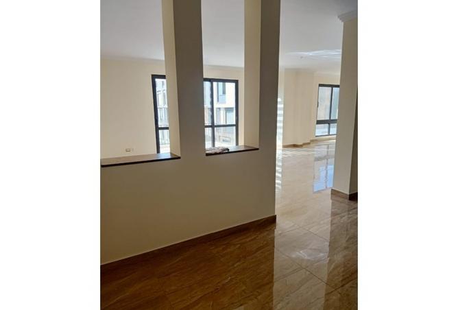 8258560 - Property Image 2