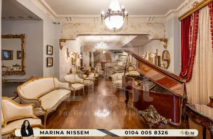 محل تجاري - استوديو - 1 حمام للبيع في شارع محمد صفوت - كفر عبده - رشدي - حي شرق - الاسكندرية