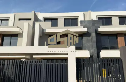 Townhouse - 4 Bedrooms - 5 Bathrooms for sale in El Patio Town - 5th Settlement Compounds - The 5th Settlement - New Cairo City - Cairo