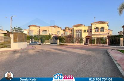 Villa - 7 Bedrooms - 7+ Bathrooms for sale in Alex West - Alexandria Compounds - Alexandria