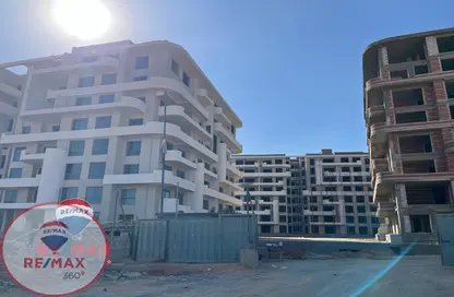 Apartment - 2 Bedrooms - 2 Bathrooms for sale in The Curve - New Capital Compounds - New Capital City - Cairo
