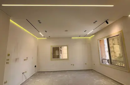 Apartment - 3 Bedrooms - 3 Bathrooms for rent in Al Laselky St. - El Laselky - New Maadi - Hay El Maadi - Cairo