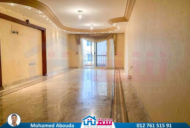 8034559 - Property Image 2