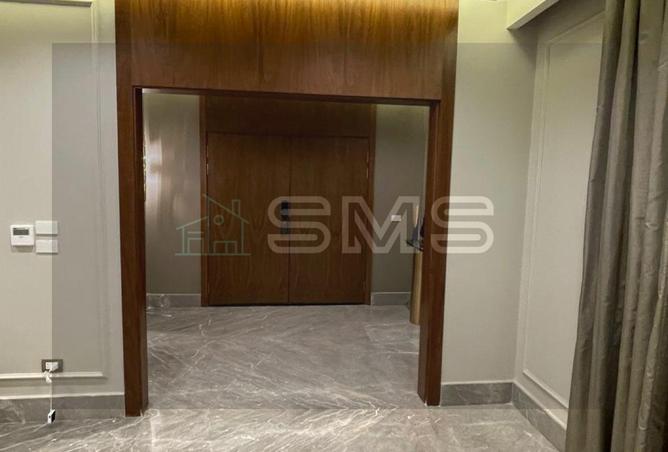 8054870 - Property Image 3