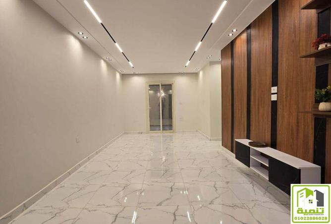 8314361 - Property Image 2