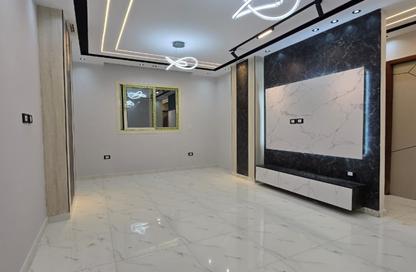 Apartment - 3 Bedrooms - 2 Bathrooms for sale in Hadayek El Ahram - Giza