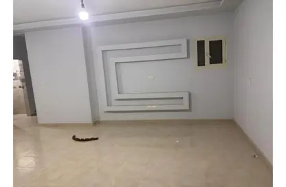 Apartment - 3 Bedrooms - 2 Bathrooms for rent in Al Gezira St. - South Investors Area - New Cairo City - Cairo
